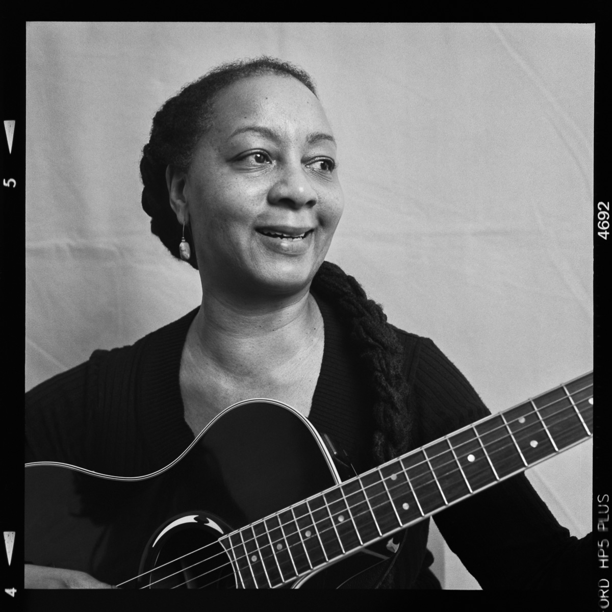 Portrait of musician by Henry Lux